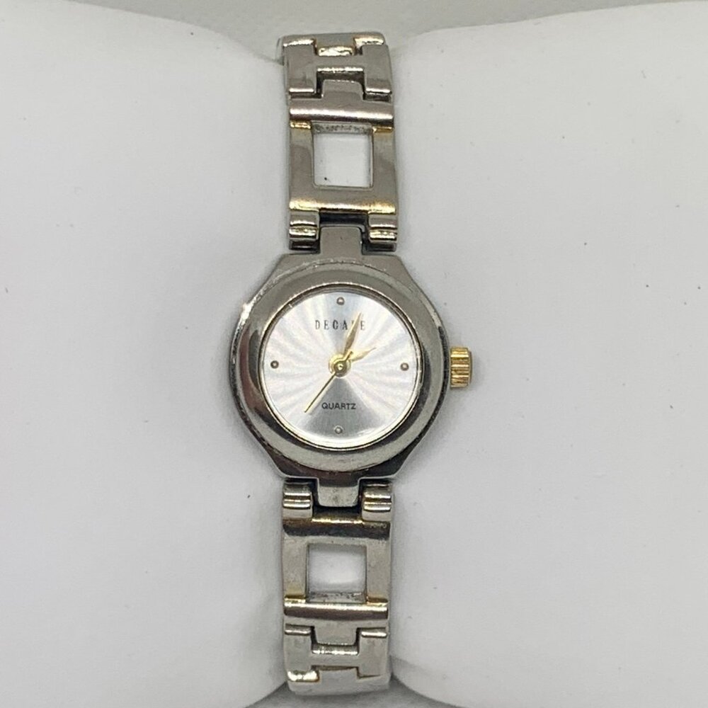 Decade women silver tone quartz analog watch 20mm running